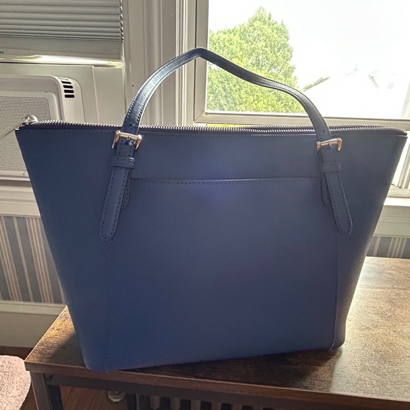 Michael Kors Bag - Picture 4 of 4